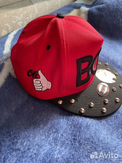 Кепка красная BOY