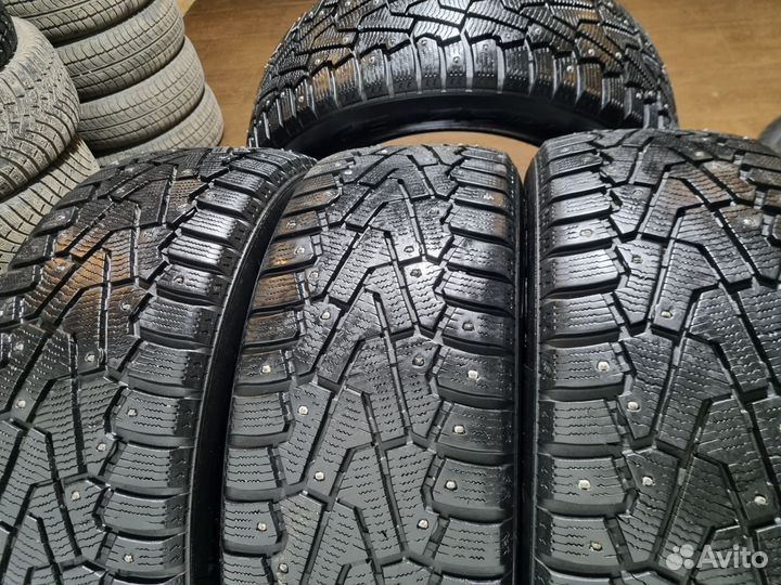 Pirelli Ice Zero 215/60 R16 99T