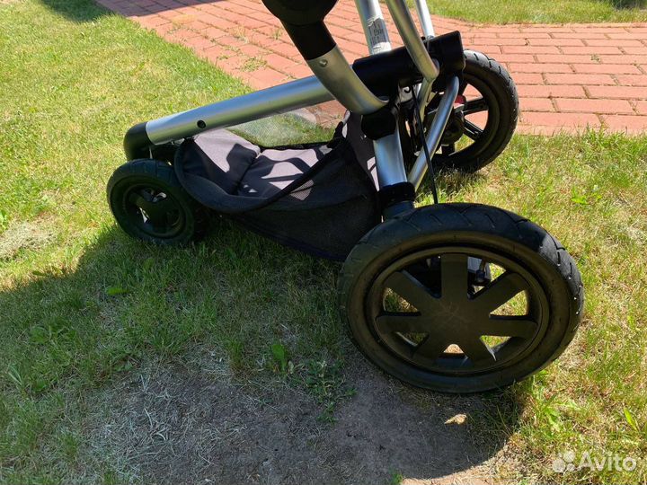 Коляска люлька + прогулочная Quinny