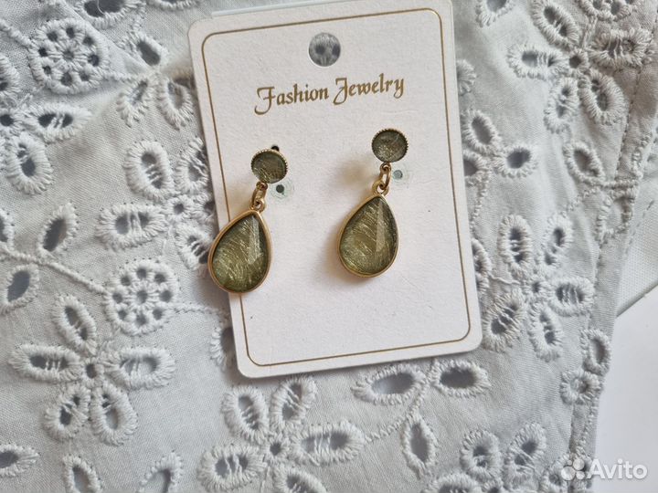 Серьги женские гвоздики