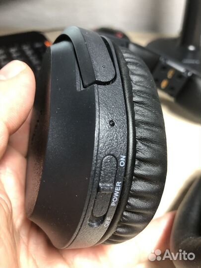 Беспроводные наушники Sony MDR-RF895RK