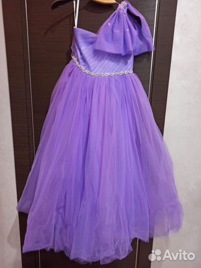 Праздничное платье для девочки