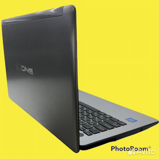 Ноутбук DNS Celeron n2830 silver Сенсорный