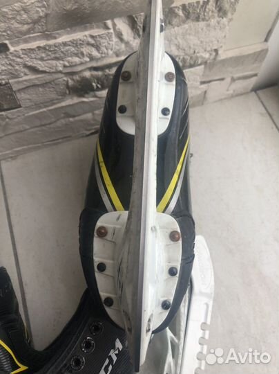 Коньки хоккейные ссм