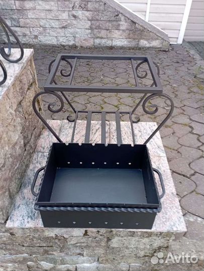Кованый красивый мангал (новый)