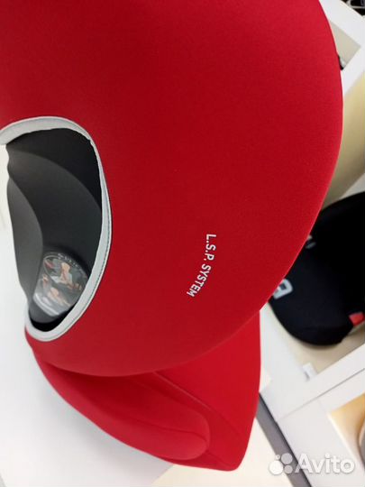 Автокресло 15-36кг изофикс Cybex B-Fix Red