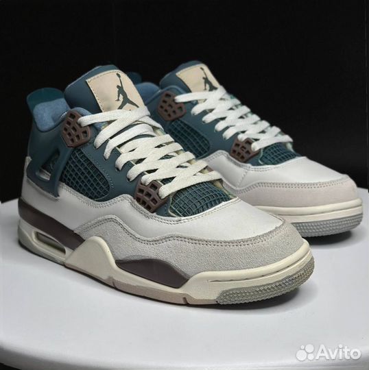 Кроссовки Nike Air Jordan 4