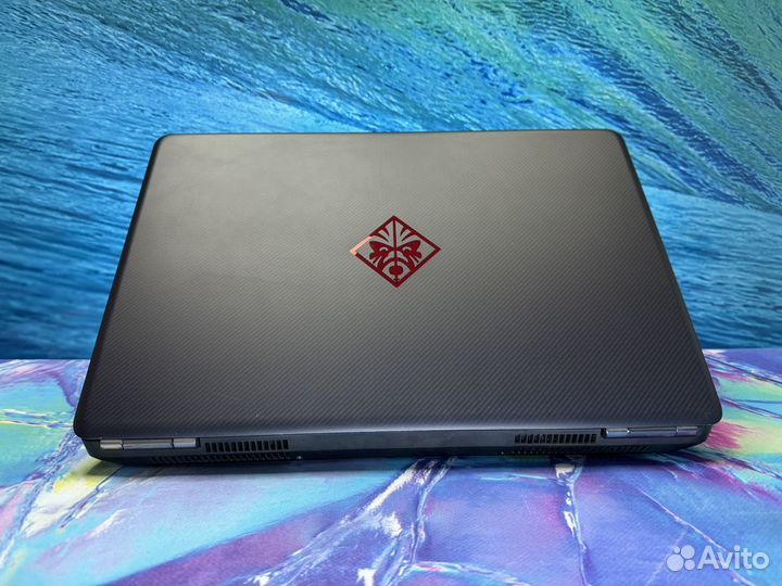 Игровой ноутбук HP Omen 17 / GTX 1050 Ti / Core i7