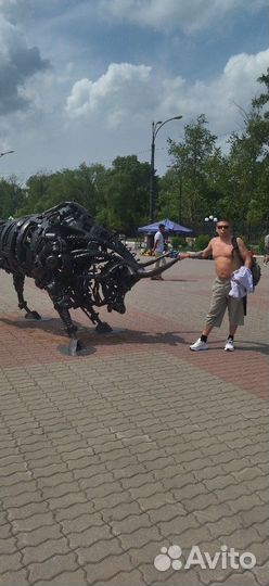 Слесарь по ремонту автомобилец