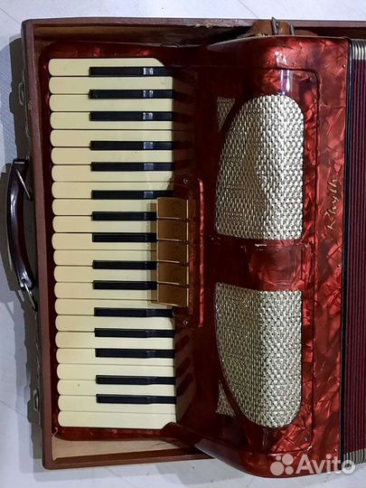 Отличный аккордеон концерт Rhythmus Германия