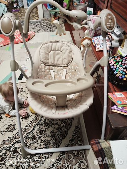 Электронные качели для новорожденных