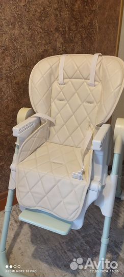 Стульчик для кормления happy baby william