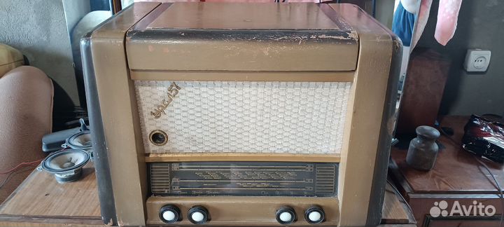Продаю радиолу Урал 57