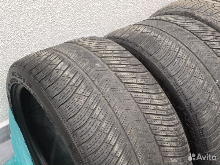 Michelin Pilot Alpin PA4 255/40 R20 и 285/35 R20 104W