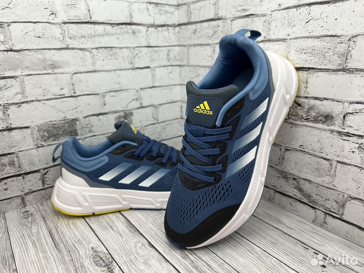 Кроссовки мужские adidas Questar