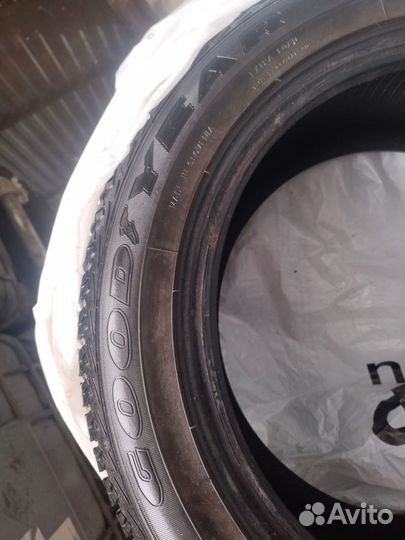 Goodyear UltraGrip Ice 205/55 R16 94