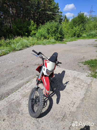 Продам питбайк