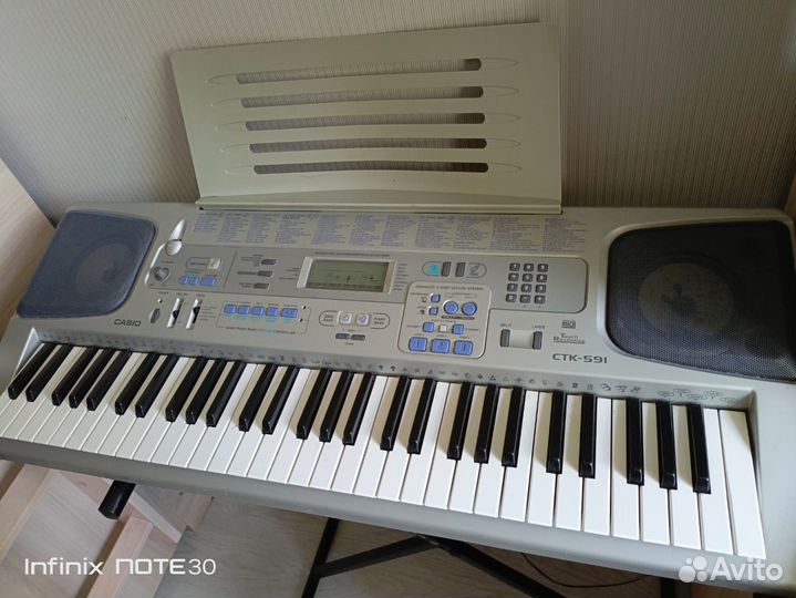 Синтезатор casio