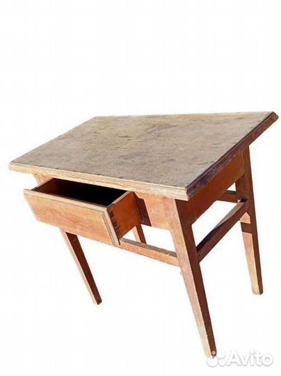 Стол письменный