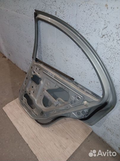 Дверь задняя правая Nissan Almera Classic