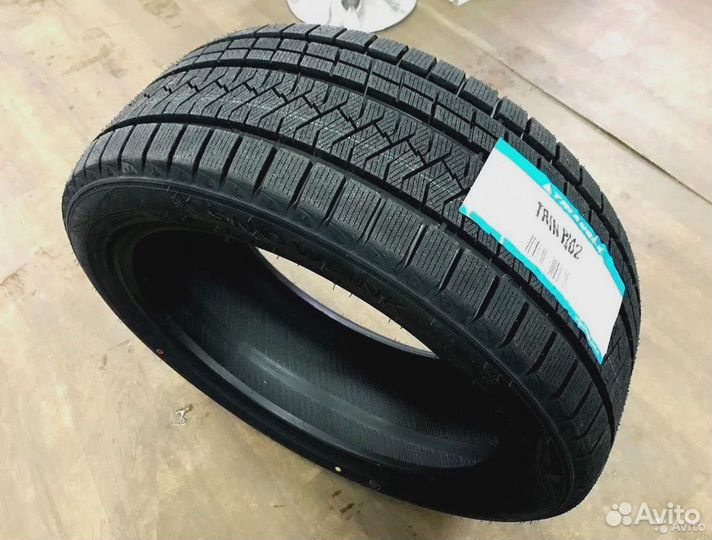 Triangle Trin PL02 225/50 R18 100W