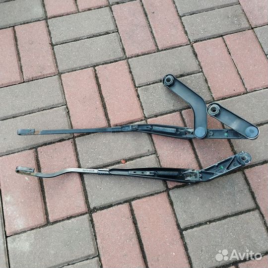 Поводки дворников Mercedes W220