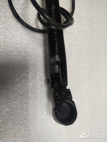 Поводок стеклоочистителя Freightliner