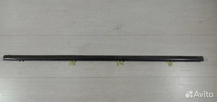 Бархотка (уплотнитель) двери передней правой Hond