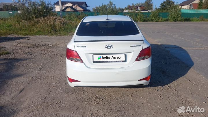 Hyundai Solaris 1.6 AT, 2015, 280 000 км