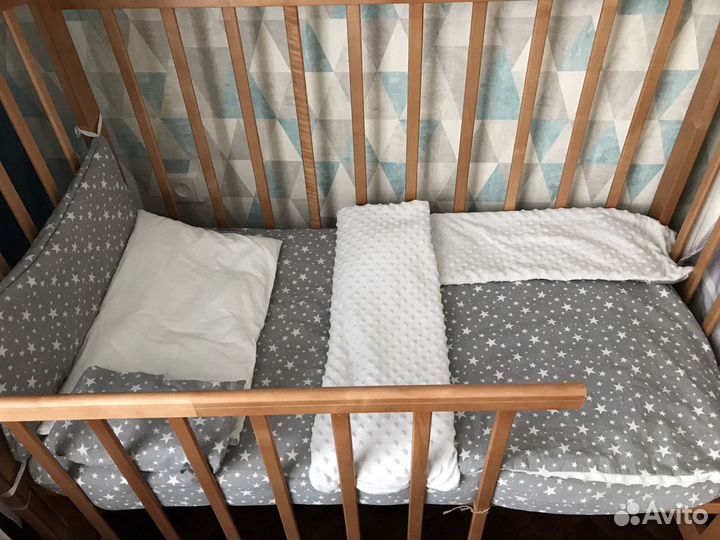 Комплект в кроватку. Бортик, простынь