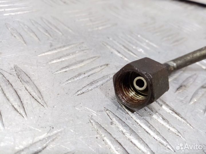 Б/У Трубка топливная 4 цилиндр#002