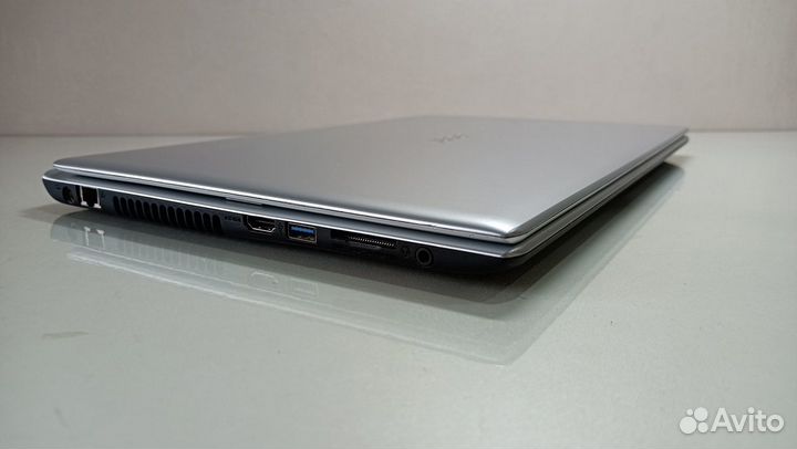 Acer v5-551 AMD A8-4555M/ AMD HD7600M/ 6Gb/ SSD