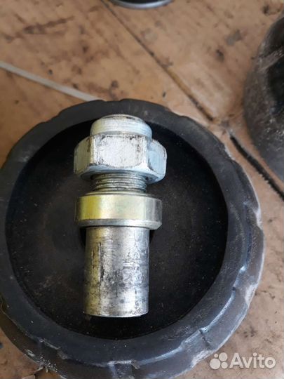 2010-17 Свифт проставки передние swift