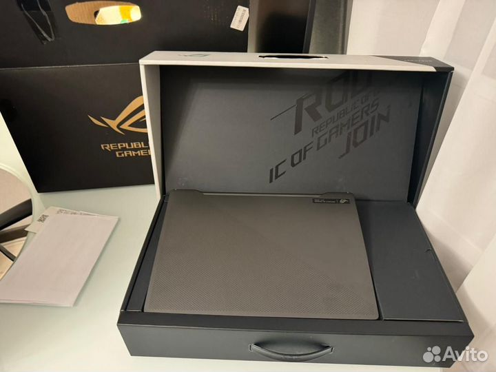 Asus rog zephyrus g14