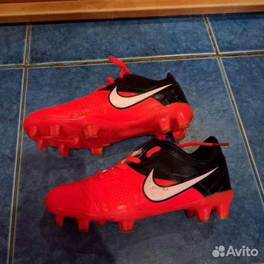 Футбольные бутсы 31 размер