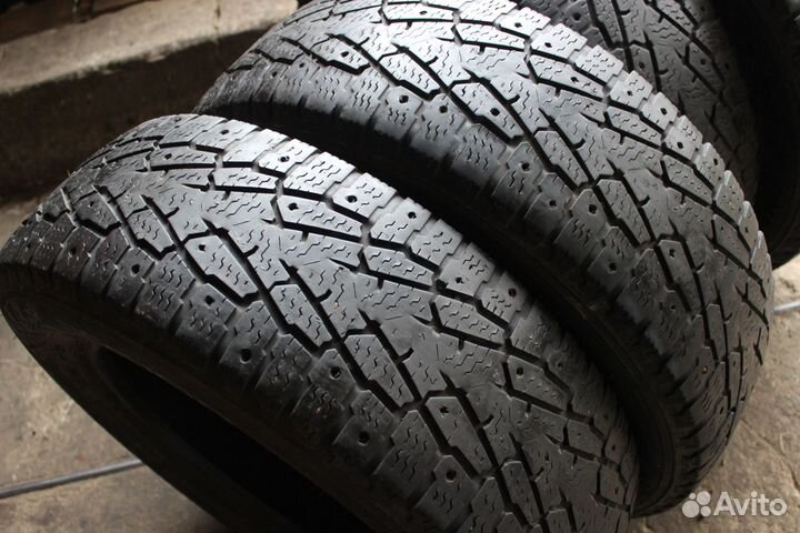 Nokian Tyres Hakkapeliitta C3 205/65 R16C 107R