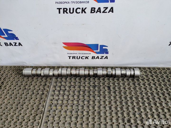 504092815 Распредвал