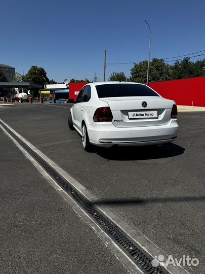 Volkswagen Polo 1.6 AT, 2016, 230 000 км