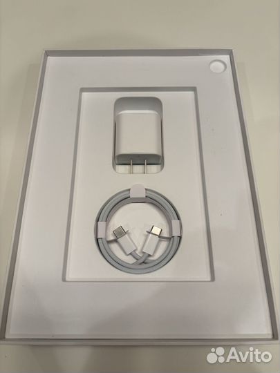 iPad Air 10.9 M1 (5-ого поколения) 2022 Wi-Fi 64Гб