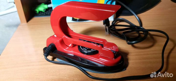 Дорожный утюг Mini travel iron International