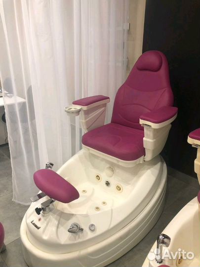 Продаются педикюрные кресла Lemi Pedi Spa
