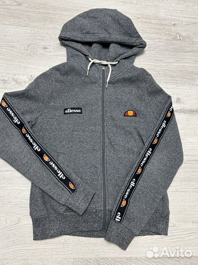 Зипка ellesse