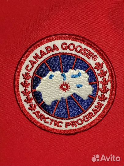 Canada Goose Tundra BIB Color Red size M - L