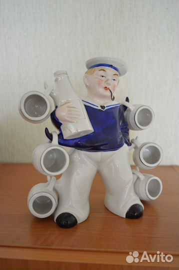 Штоф с кружками