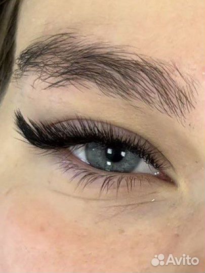 Наращивание ресниц, ламинирование бровей