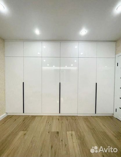 Шкафы и прихожие на заказ от производителя