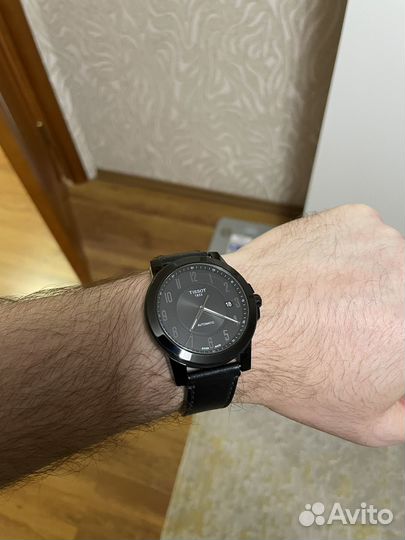 Часы мужские механические tissot