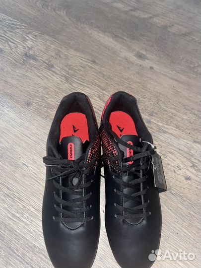 Футбольные бутсы demix