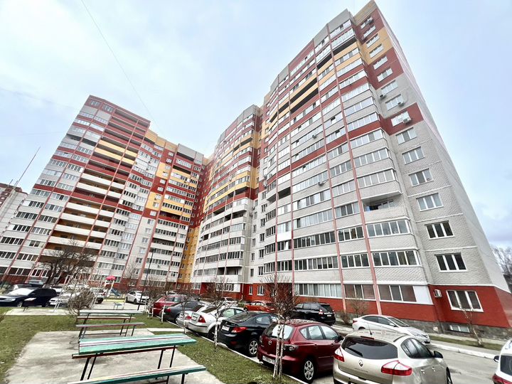 2-к. квартира, 66 м², 2/16 эт.