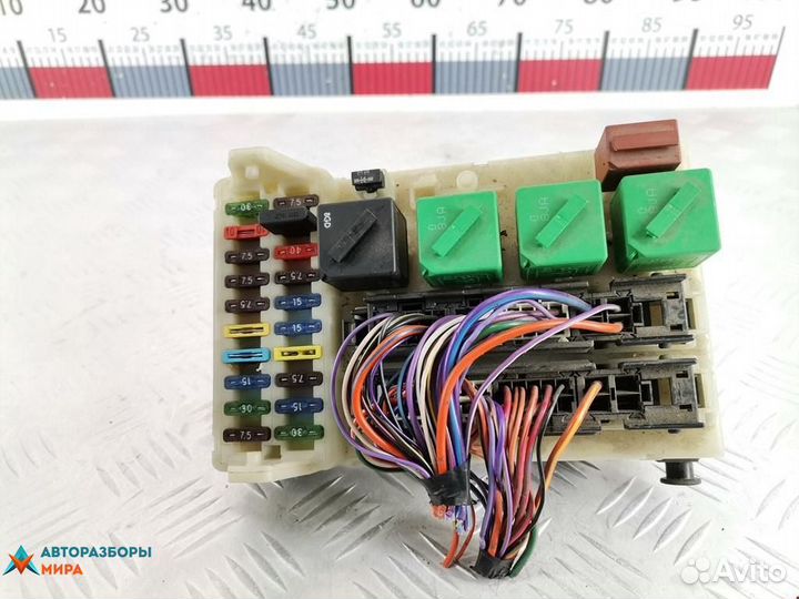 Блок предохранителей Ford Cougar 9 1999 1130510